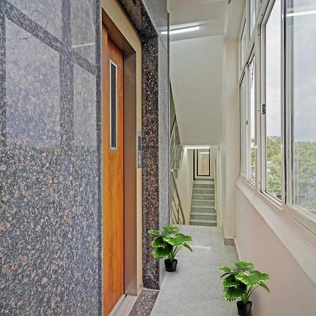Super Townhouse 1096 Hotel Redfox Nungambakkam Near Apollo & Shankar Nethralaya Hospital Chennai Eksteriør bilde