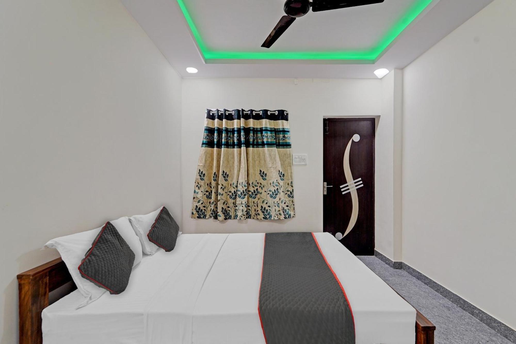 Super Townhouse 1096 Hotel Redfox Nungambakkam Near Apollo & Shankar Nethralaya Hospital Chennai Eksteriør bilde